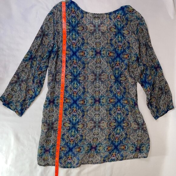 APNY Silky Tunic Size L 3/4 Sleeves V Neck Blue Abstract Snakeskin Print - Picture 7 of 10